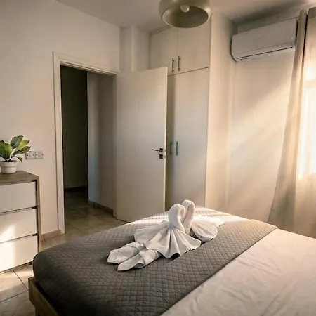Golden Marina 4-bedroom Ekaterina Paralimni