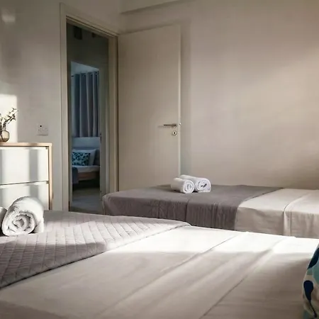 Golden Marina 4-bedroom Ekaterina *