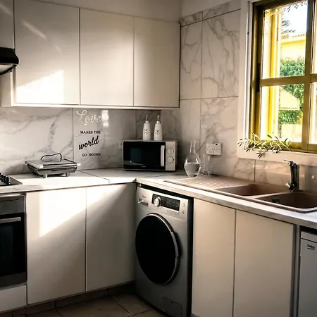 Golden Marina 4-bedroom Ekaterina Paralimni