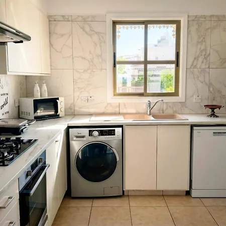 Vila Golden Marina 4-bedroom Ekaterina *